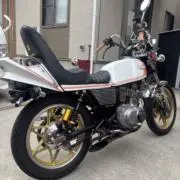 gsx250e ザリgsx400eザリ 三段シートチョビ三 サイドカバー - メルカリ