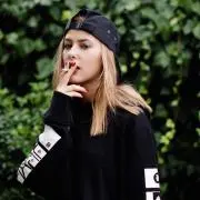 yy