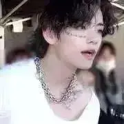 com⭐️の画像
