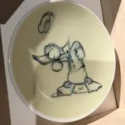 トム