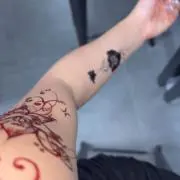 ﾅ