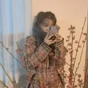 H2H ハトゥハ ジップ パーカー Hearts2Hearts FOCUS - メルカリ