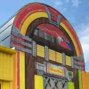 モダンヒョウ柄 ハイヒール型ソファインパクトのあるユニークな