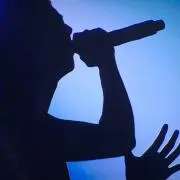 一般的社会人の画像