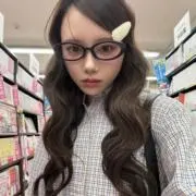 ナナ