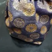 成人（森洋一）の画像