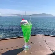 めろんそーだ