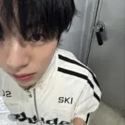 uの画像