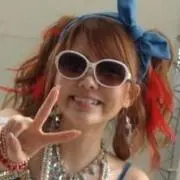 REINA♥NAOMI