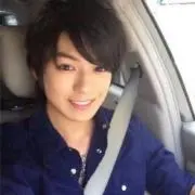 アラタ