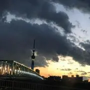 がつ