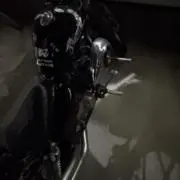 やみ