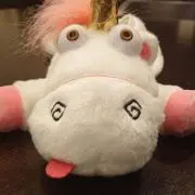 アクシス