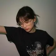 ;)の画像