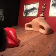 VVV