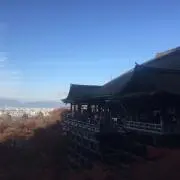 こう