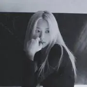 Rの画像