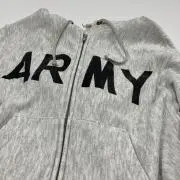 old clothesの画像
