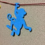 にし