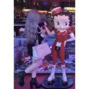 るあ