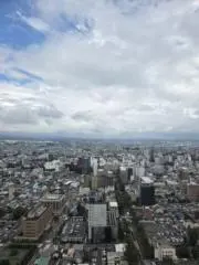 空飛ぶ男