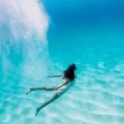 みん