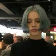 /