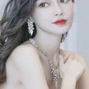 メイの画像