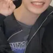 にこ