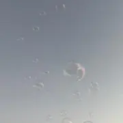 ま