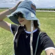 ROSEYの画像