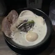 fの画像