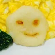 まる顔の画像
