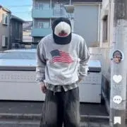 にこ
