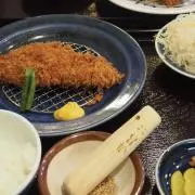 こう