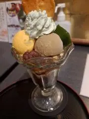 ふゆかな