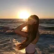 ✶