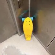 しーな