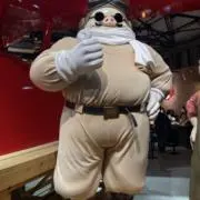 ニニニ