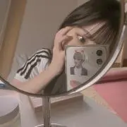 ゆりあの画像