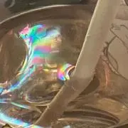 vv/''
