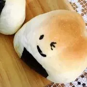 おにぎりパン■プロフお読みください