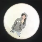 みん