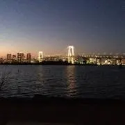 ぴょん