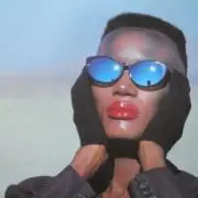 スカジの画像