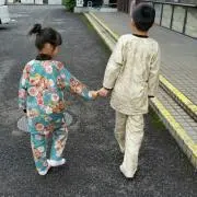 こずりん