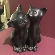 くに