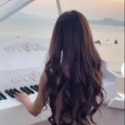 エターナリー　✨即日発送✨の画像