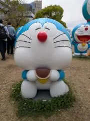 三日月タヌキの画像