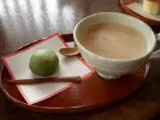 草もちとレモンの画像